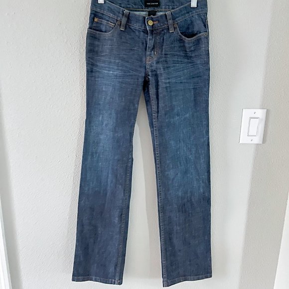 The Limited Classic Straight Leg Vintage ‘90s Jeans in Dark Rinse - Picture 6 of 9